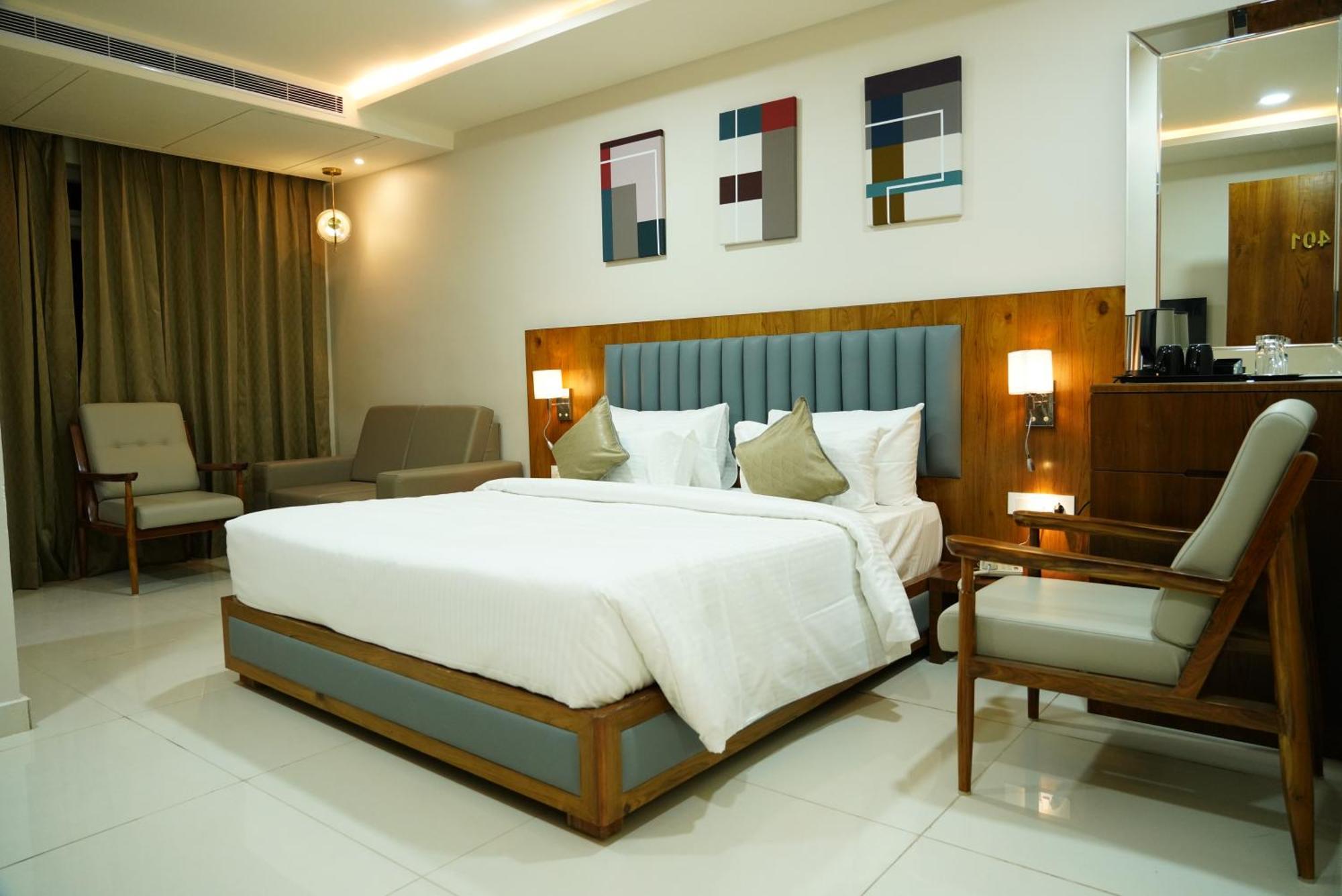 Hotel Pasupala Inn Anantapur Extérieur photo